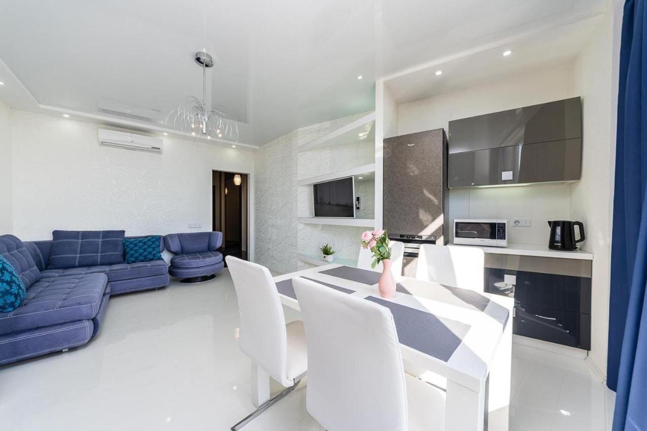 Fashionable Panoramic Apartments Dnieper. Obolon Kiev Eksteriør billede