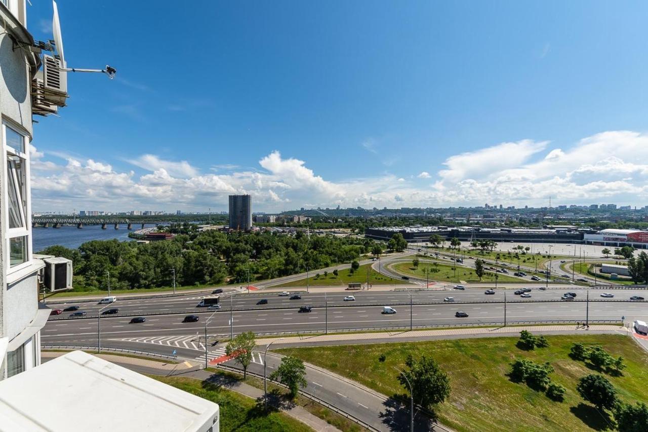 Fashionable Panoramic Apartments Dnieper. Obolon Kiev Eksteriør billede