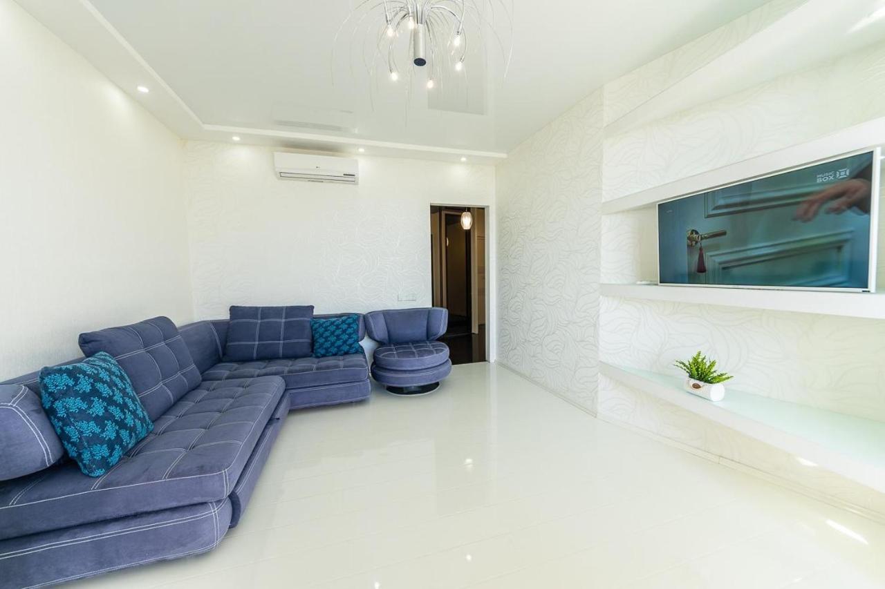 Fashionable Panoramic Apartments Dnieper. Obolon Kiev Eksteriør billede