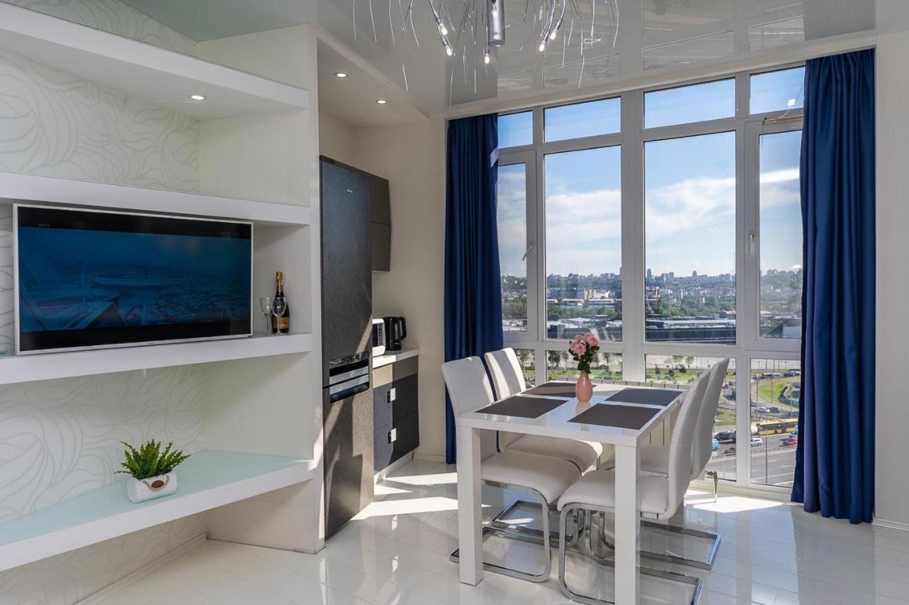 Fashionable Panoramic Apartments Dnieper. Obolon Kiev Eksteriør billede