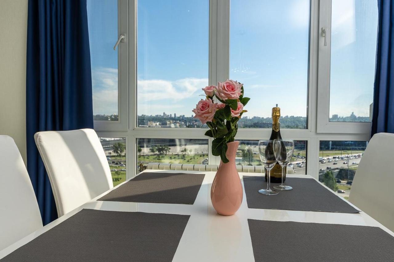 Fashionable Panoramic Apartments Dnieper. Obolon Kiev Eksteriør billede
